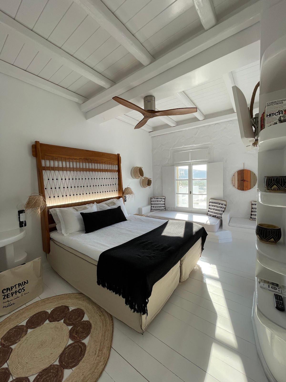Captain Zeppos Boutique Suites