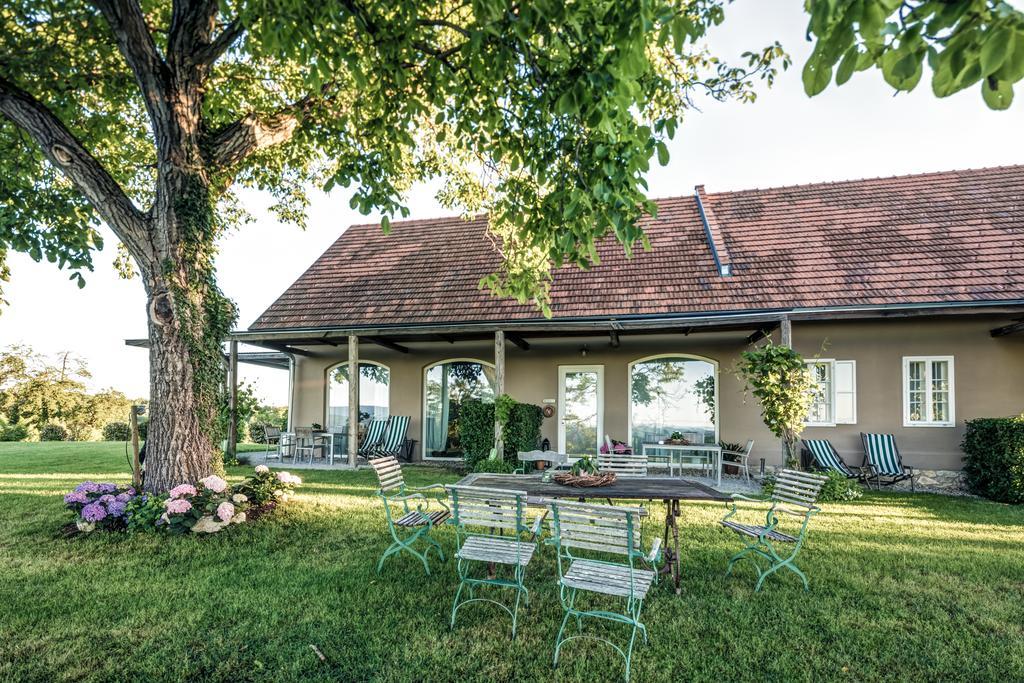 Winzarei, Weingut Tement